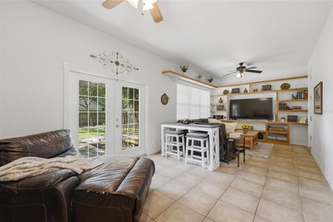 Villa ou maison à vendre à Winter Garden, Floride: 4 chambres, 279.54 m2 № 2352311 - photo 16