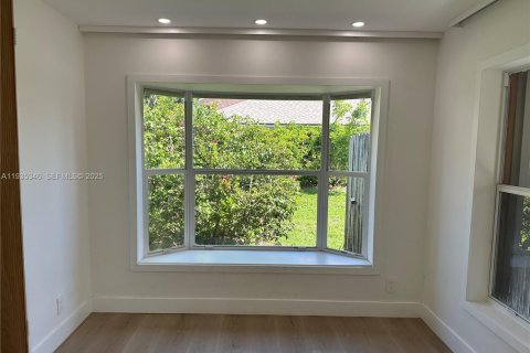 Touwnhouse à vendre à Hallandale Beach, Floride: 2 chambres, 123.56 m2 № 2077230 - photo 5