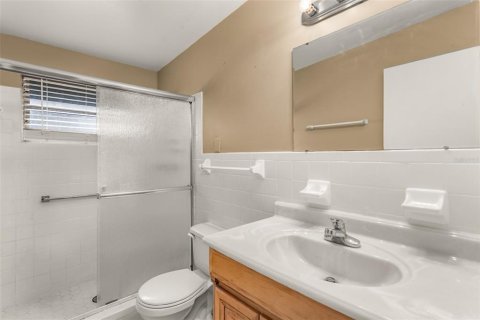 House in Winter Haven, Florida 3 bedrooms, 118.36 sq.m. № 1916056 - photo 18