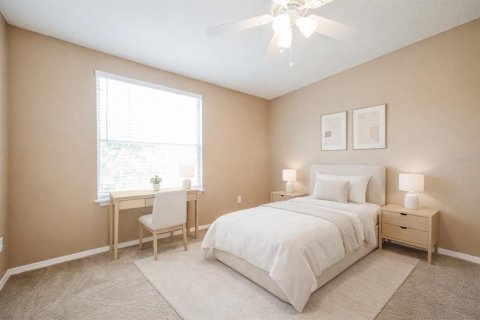 House in Mount Dora, Florida 4 bedrooms, 240.62 sq.m. № 2092590 - photo 6