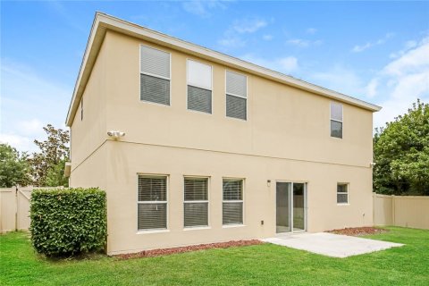 House in Mount Dora, Florida 4 bedrooms, 240.62 sq.m. № 2092590 - photo 21