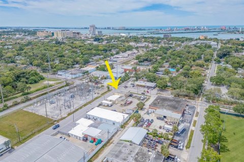 Propiedad comercial en venta en Clearwater, Florida, 804.72 m2 № 1115377 - foto 1