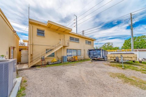 Propiedad comercial en venta en Clearwater, Florida, 804.72 m2 № 1115377 - foto 7