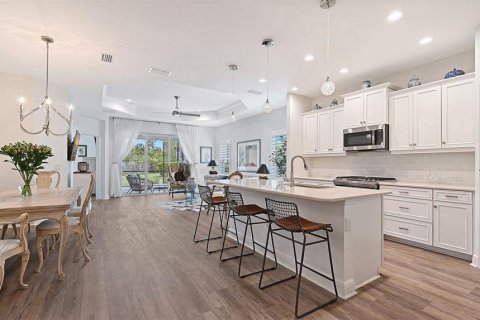 Villa ou maison à vendre à Bradenton, Floride: 2 chambres, 150.22 m2 № 2405438 - photo 6