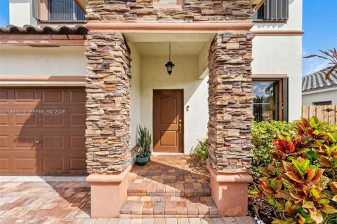 Casa en venta en Homestead, Florida, 4 dormitorios, 199.28 m2 № 2063301 - foto 3