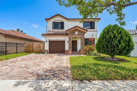 Casa en venta en Homestead, Florida, 4 dormitorios, 199.28 m2 № 2063301 - foto 2