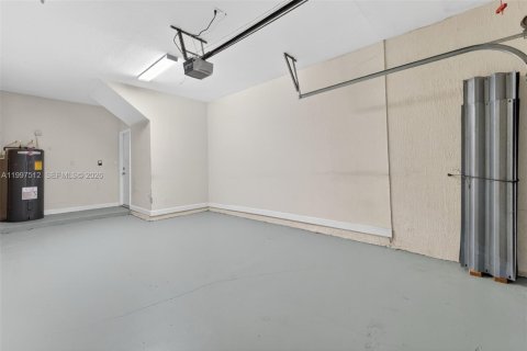 Casa en venta en Homestead, Florida, 4 dormitorios, 199.28 m2 № 2063301 - foto 10