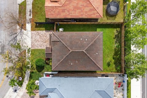 Casa en venta en Homestead, Florida, 4 dormitorios, 199.28 m2 № 2063301 - foto 19