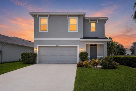 Villa ou maison à Odessa, Floride 5 chambres, 227.33 m2 № 2133206