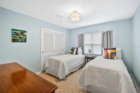 Casa en venta en Tampa, Florida, 4 dormitorios, 152.27 m2 № 2151858 - foto 17