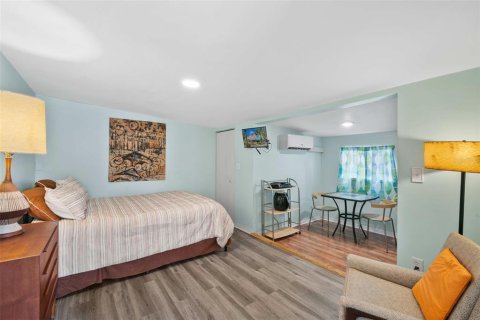 Casa en venta en Tampa, Florida, 4 dormitorios, 152.27 m2 № 2151858 - foto 25