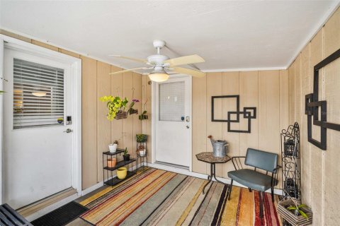 Casa en venta en Tampa, Florida, 4 dormitorios, 152.27 m2 № 2151858 - foto 24