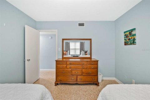 Casa en venta en Tampa, Florida, 4 dormitorios, 152.27 m2 № 2151858 - foto 19