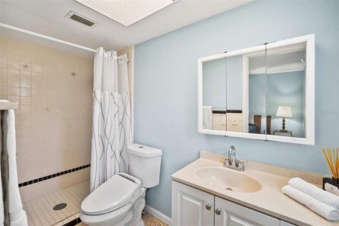 Casa en venta en Tampa, Florida, 4 dormitorios, 152.27 m2 № 2151858 - foto 16