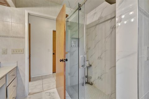 Casa en venta en Hutchinson Island South, Florida, 3 dormitorios, 216.28 m2 № 1802204 - foto 26