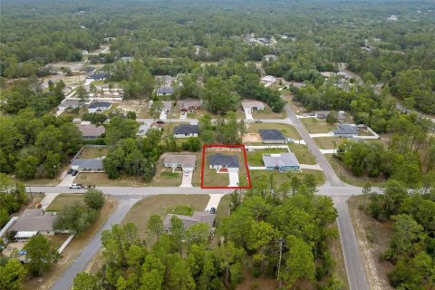 House in Citrus Springs, Florida 3 bedrooms, 138.7 sq.m. № 2203778 - photo 24