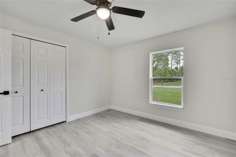 House in Citrus Springs, Florida 3 bedrooms, 138.7 sq.m. № 2203778 - photo 19