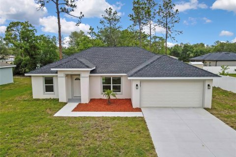 House in Citrus Springs, Florida 3 bedrooms, 138.7 sq.m. № 2203778