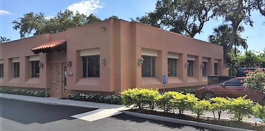 Immobilier commercial à Bradenton, Floride № 2266563