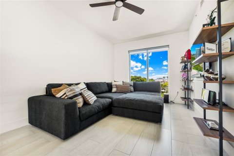 Copropriété à vendre à Sunrise, Floride: 2 chambres, 131.92 m2 № 2191480 - photo 7