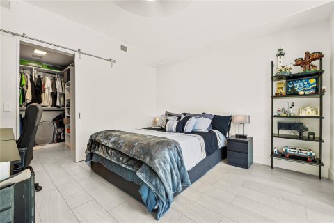 Copropriété à vendre à Sunrise, Floride: 2 chambres, 131.92 m2 № 2191480 - photo 12