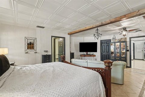 Casa en venta en Weeki Wachee, Florida, 3 dormitorios, 165.92 m2 № 2156071 - foto 13