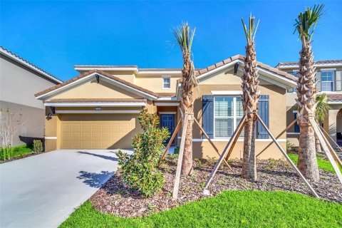 Casa en Davenport, Florida 6 dormitorios, 303.79 m2 № 2370720
