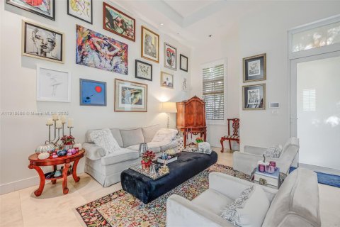 Condo in Coral Gables, Florida, 3 bedrooms  № 1976988 - photo 7
