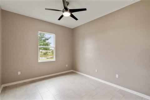 House in Mount Dora, Florida 3 bedrooms, 207.26 sq.m. № 2393712 - photo 27