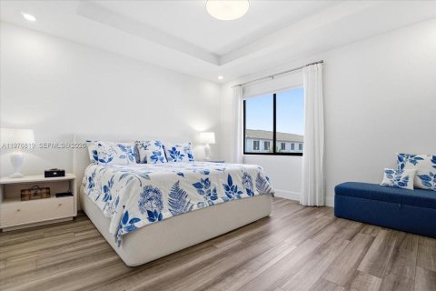 Adosado en venta en Miami, Florida, 4 dormitorios, 211.82 m2 № 2040598 - foto 16