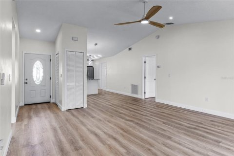 Casa en venta en Kissimmee, Florida, 3 dormitorios, 123.47 m2 № 1344132 - foto 4