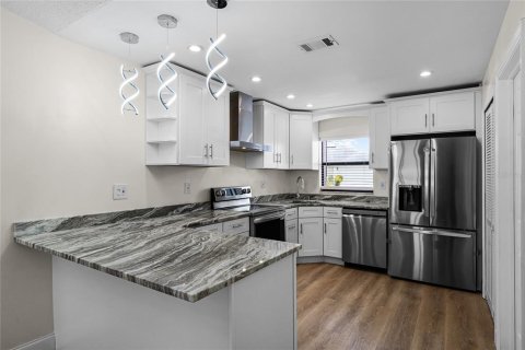 Casa en venta en Kissimmee, Florida, 3 dormitorios, 123.47 m2 № 1344132 - foto 10