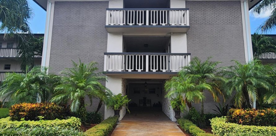 Condo in Hollywood, Florida, 1 bedroom  № 2260955