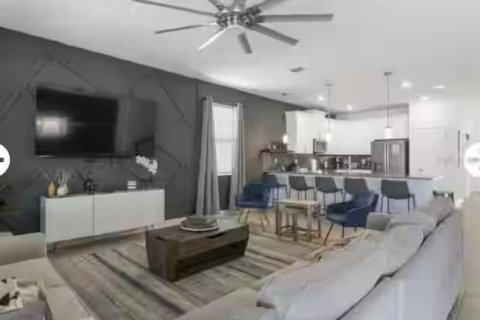 House in Davenport, Florida 9 bedrooms, 405.98 sq.m. № 1787871 - photo 3