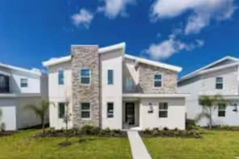 House in Davenport, Florida 9 bedrooms, 405.98 sq.m. № 1787871 - photo 1