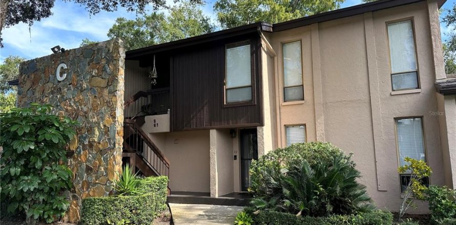 Condominio en Palm Harbor, Florida, 2 dormitorios № 1918639