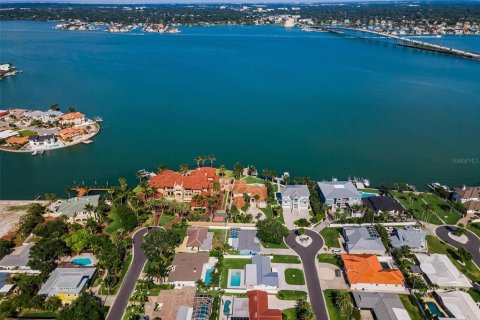 Villa ou maison à vendre à Belleair Beach, Floride: 3 chambres, 181.62 m2 № 2220927 - photo 10