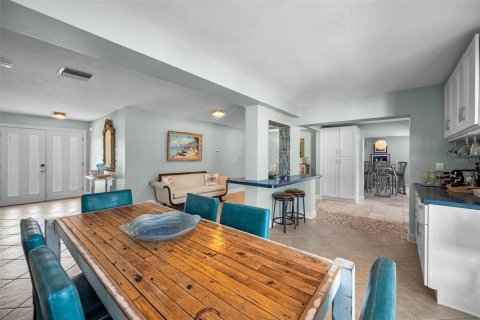 Villa ou maison à vendre à Belleair Beach, Floride: 3 chambres, 181.62 m2 № 2220927 - photo 30