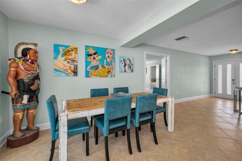 Villa ou maison à vendre à Belleair Beach, Floride: 3 chambres, 181.62 m2 № 2220927 - photo 27