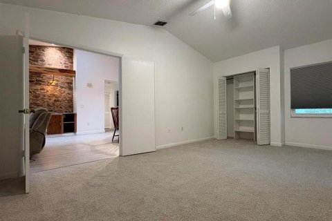 House in Tarpon Springs, Florida 3 bedrooms, 125.42 sq.m. № 2239373 - photo 26
