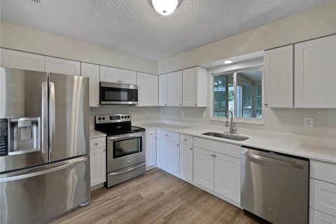 Villa ou maison à vendre à Summerfield, Floride: 3 chambres, 134.71 m2 № 1915036 - photo 7