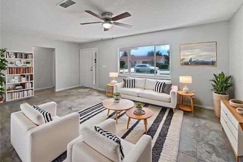 Villa ou maison à vendre à Summerfield, Floride: 3 chambres, 134.71 m2 № 1915036 - photo 3