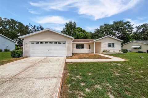 Villa ou maison à vendre à Summerfield, Floride: 3 chambres, 134.71 m2 № 1915036 - photo 2