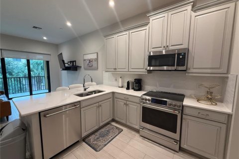 Touwnhouse à louer à Sarasota, Floride: 3 chambres, 162.11 m2 № 2419276 - photo 8