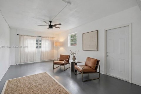 Casa en venta en Hollywood, Florida, 4 dormitorios, 152.55 m2 № 2040626 - foto 23