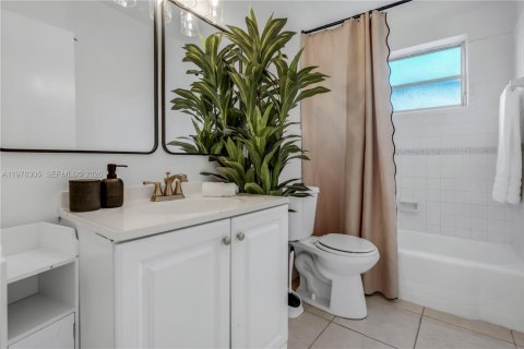 Casa en venta en Hollywood, Florida, 4 dormitorios, 152.55 m2 № 2040626 - foto 21