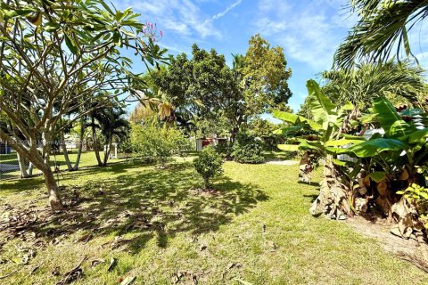 Casa en venta en Miami, Florida, 3 dormitorios, 112.97 m2 № 1968597 - foto 13