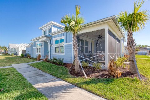 House in Daytona Beach, Florida 2 bedrooms, 136.19 sq.m. № 2125089