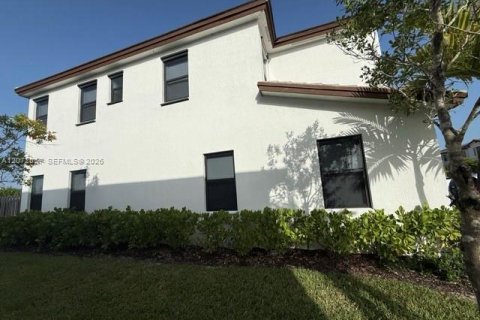 Townhouse in Miami, Florida 3 bedrooms, 147.44 sq.m. № 2305729 - photo 4