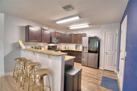 House in Lakeland, Florida 5 bedrooms, 217.02 sq.m. № 1659552 - photo 14